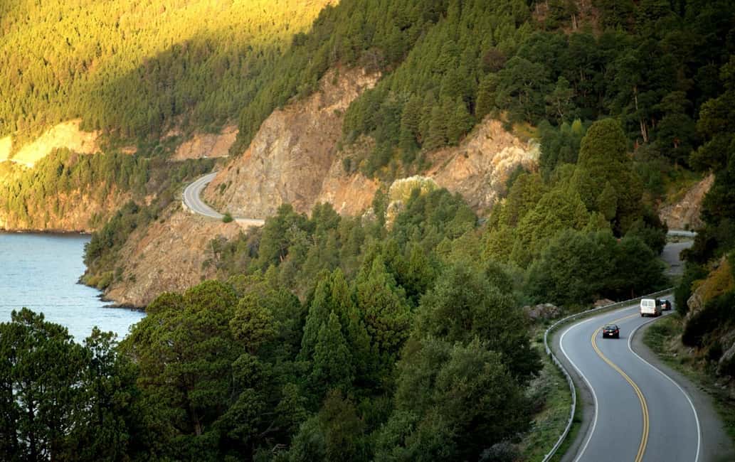 imagem n.3 de Bariloche: 7 Lagos & San Martin de Los Andes Road Trip atividade em Neuquen, carregada pelo fornecedor