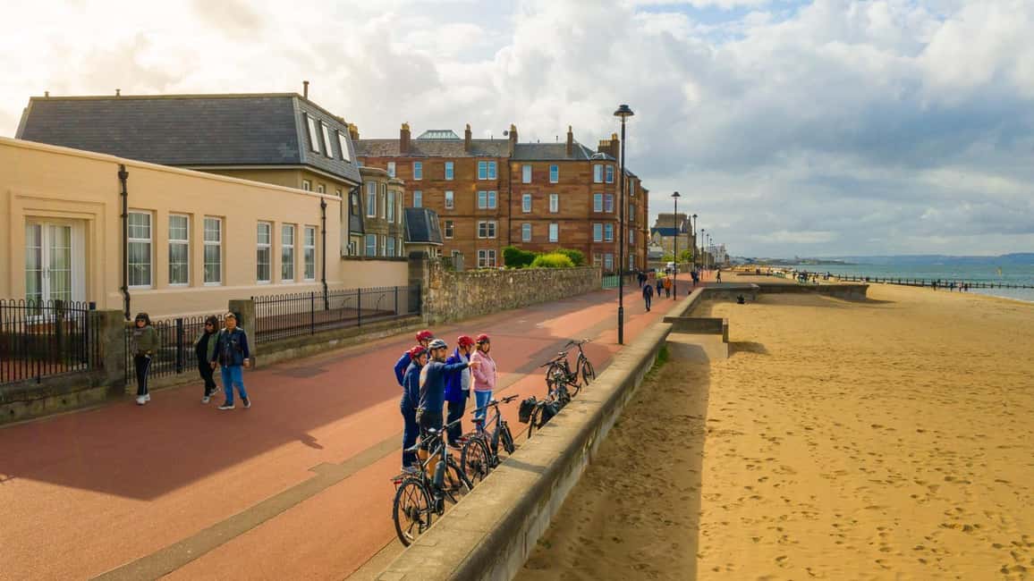 Immagine nº 4 di Edimburgo: Tour panoramico in bicicletta attività a Edimburgo, caricata dal fornitore