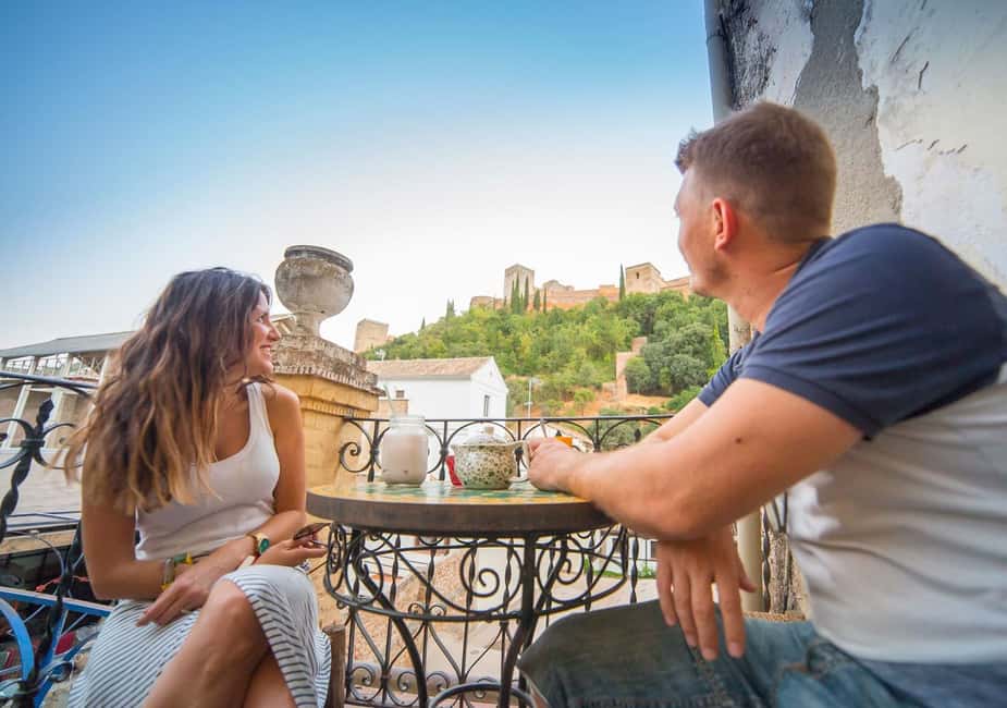 bild nr.1 av Granada: Halvdagstur: 4 stadsdelar och 4 kulturer aktivitet i Granada, uppladdad av arrangören