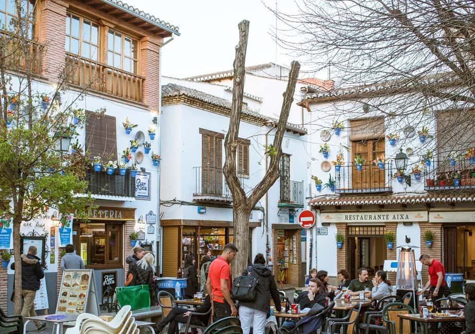 bild nr.9 av Granada: Halvdagstur: 4 stadsdelar och 4 kulturer aktivitet i Granada, uppladdad av arrangören