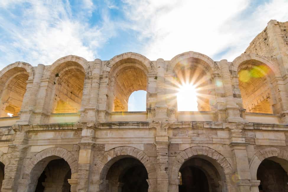 Bild Nr. 1 von Arles: Private Guide Tour - Entdecke Geschichte & Kultur Aktivität in Arles, hochgeladen vom Anbieter