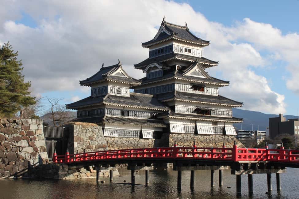 image n.3 of Full-Day Tour: Matsumoto Castle & Kamikochi Alpine Valley activity in Matsumoto, uploaded by supplier