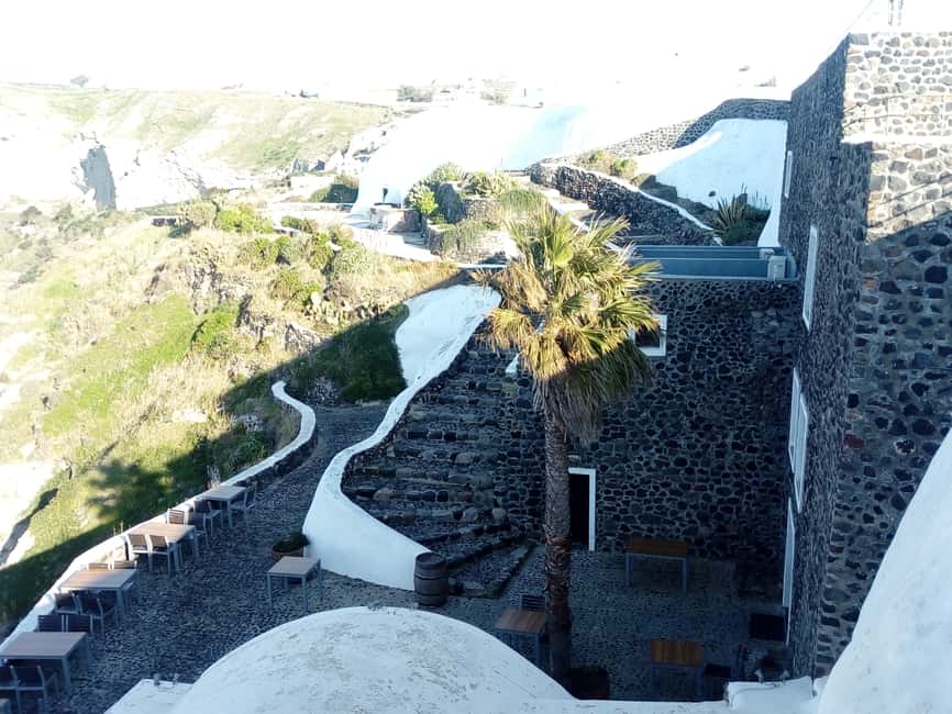 imagem n.13 de Santorini: Visita de degustação de vinhos e observação do pôr do sol atividade em Fira, Santorini, carregada pelo fornecedor