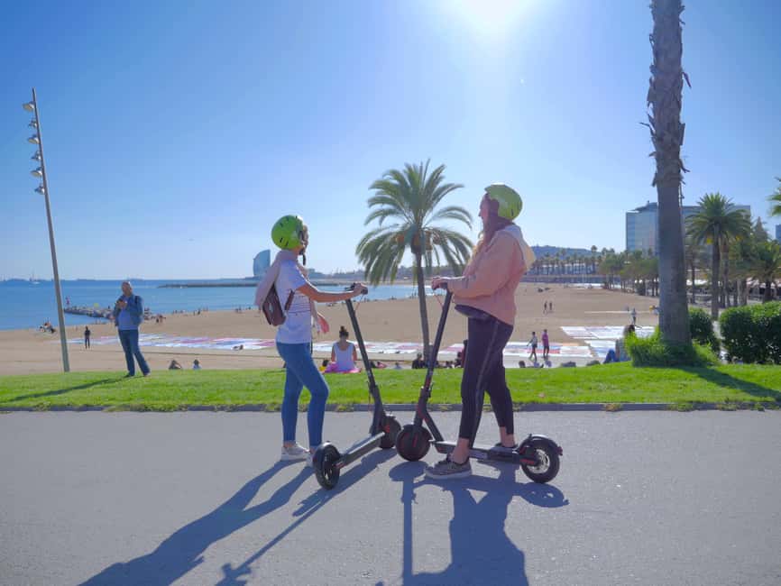imagem n.11 de Barcelona: Visita guiada de scooter eléctrica aos pontos altos de Gaudí atividade em Barcelona, carregada pelo fornecedor
