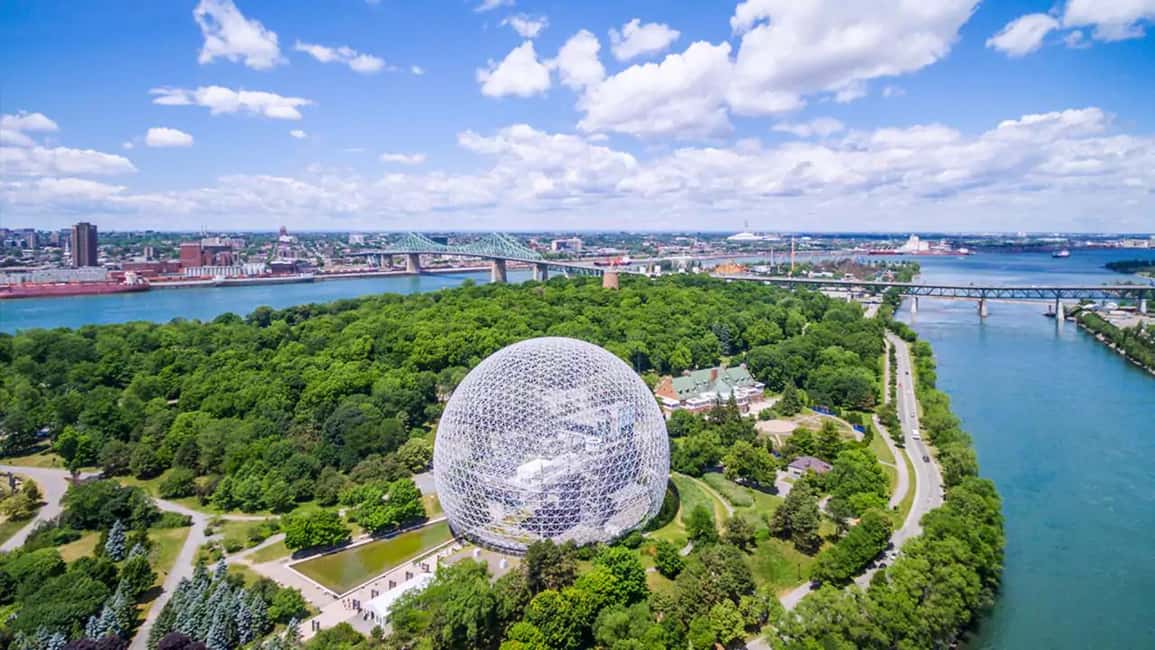 image n.13 of Full-Day Montreal Guided City Tour with Cruise from Ottawa activity in Montreal, uploaded by supplier