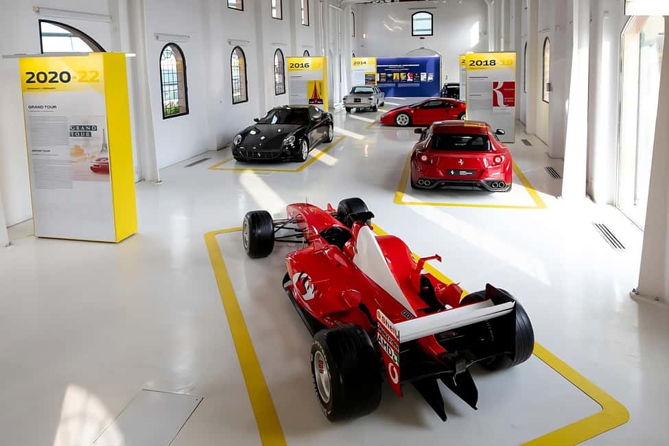 imagem n.23 de Modena e Maranello: Combo Museus Ferrari e transfer de autocarro atividade em Modena, carregada pelo fornecedor