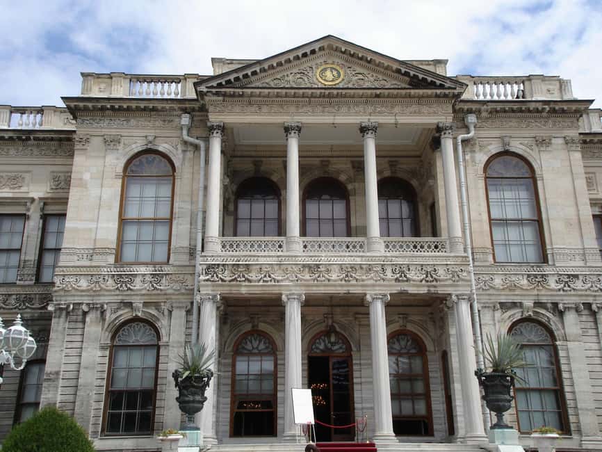 image n.4 of Istanbul: Dolmabahce Palace & Harem Skip-the-Line Entry activity in Istanbul, uploaded by supplier