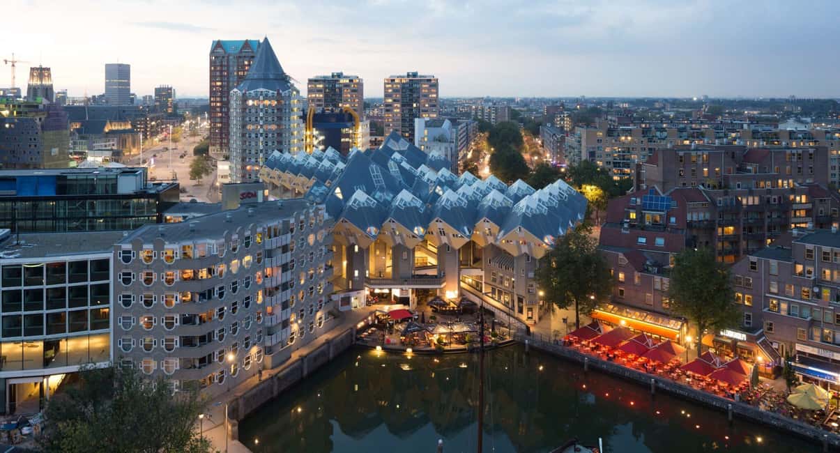 Obraz nr 8 z atrakcji Rotterdam: De Rotterdam, Cube Houses, Watertaxi i Markthal w Rotterdam, przesłany przez organizatora