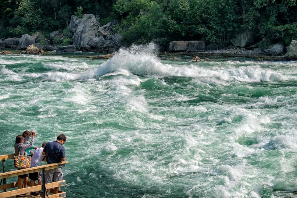image n.8 of Niagara Falls, Canada: Sightseeing Tour with Boat Ride activity in Niagara Falls, Ontario, uploaded by supplier
