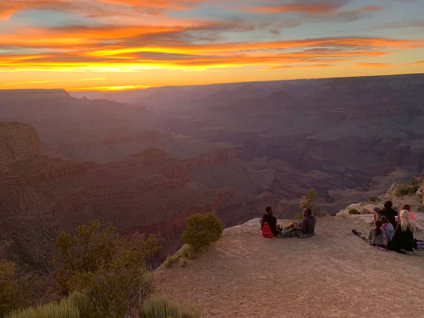 Image N°9 de Parc national du Grand Canyon : Visite guidée en Hummer au coucher du soleil activité à Arizona, publiée par le prestataire