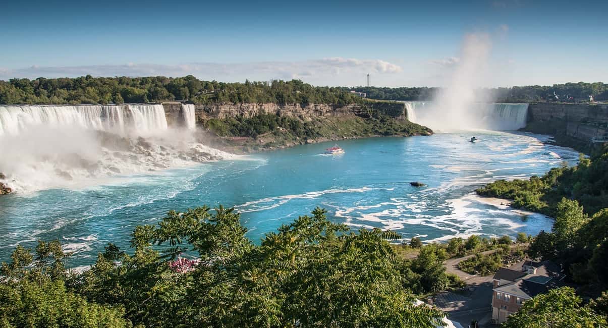 Obraz nr 2 z atrakcji Toronto: Wycieczka 1-dniowa nad wodospad Niagara w małej grupie w Wodospad Niagara w Kanadzie, przesłany przez organizatora