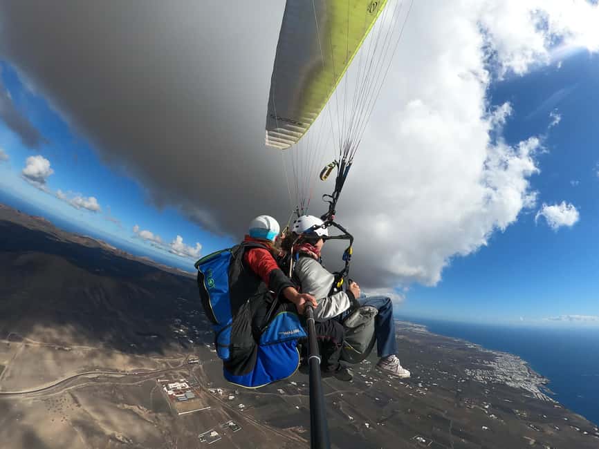 image n.16 of Lanzarote: Tandem Paragliding activity in Tenesar, uploaded by supplier