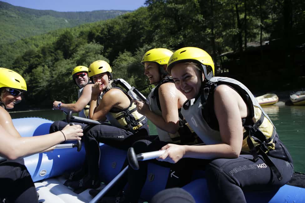 Bild Nr. 24 von Montenegro: Wildwasser-Rafting auf dem Fluss Tara Aktivität in Montenegro, hochgeladen vom Anbieter