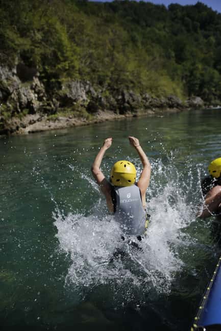 Bild Nr. 31 von Montenegro: Wildwasser-Rafting auf dem Fluss Tara Aktivität in Montenegro, hochgeladen vom Anbieter