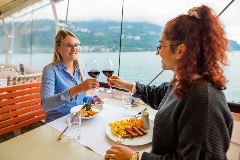imagen n.º 4 de Lucerna Crucero en 1ª Clase por el Lago de los Cuatro Cantones con Almuerzo Gourmet actividad en Suiza, subida por el proveedor
