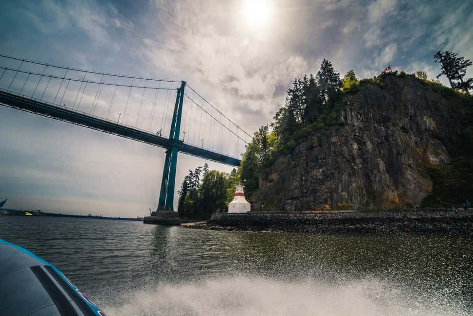 image n.7 of Vancouver: City and Seal Boat Tour activity in Vancouver, uploaded by supplier