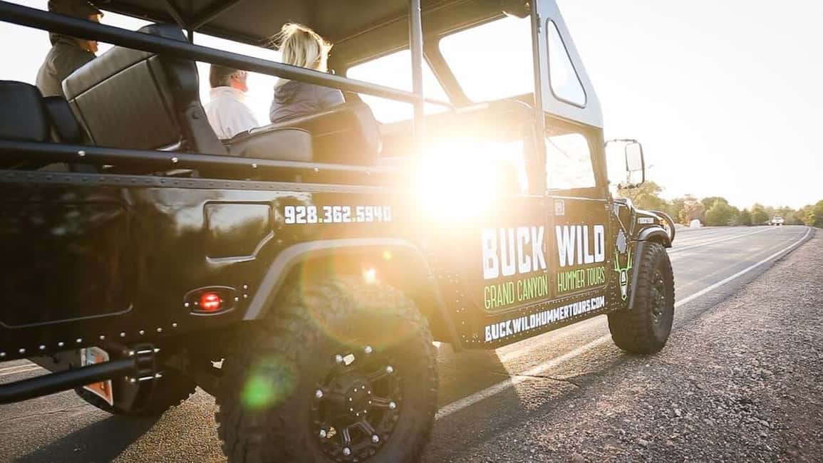 Image N°2 de Parc national du Grand Canyon : Visite guidée en Hummer au coucher du soleil activité à Arizona, publiée par le prestataire