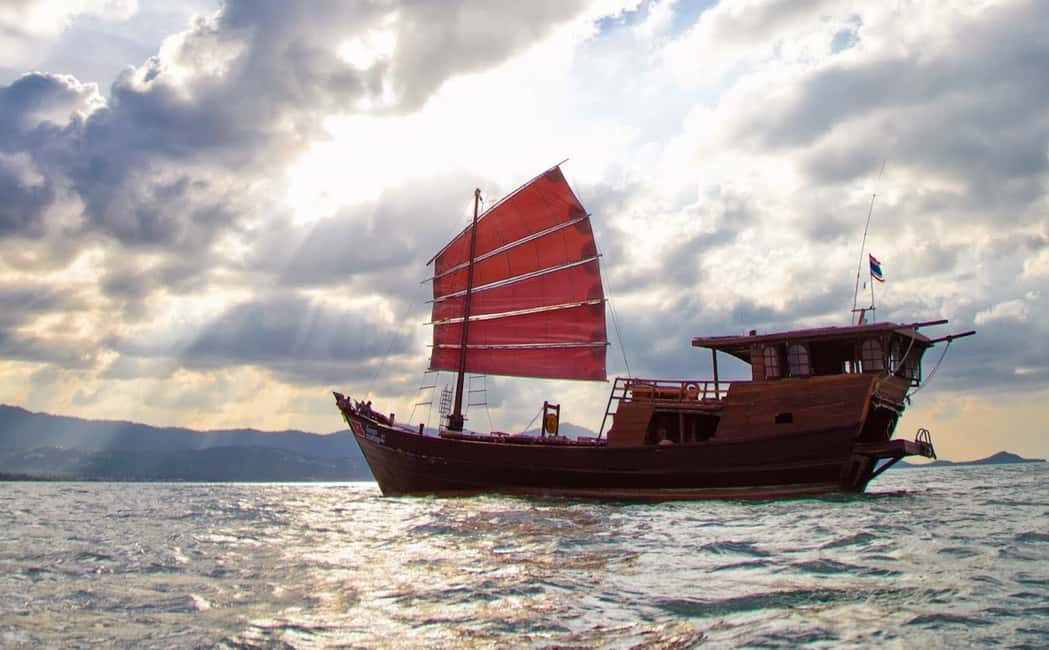 image n.7 of Koh Samui: Koh Phangan Island Full-Day Cruise with Sunset activity in Gulf of Thailand, uploaded by supplier