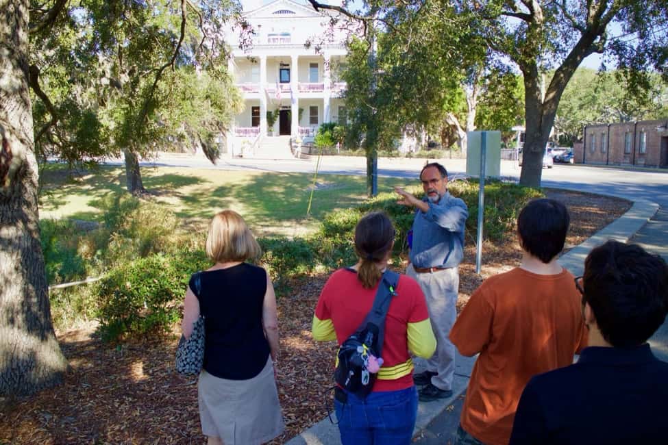 image n.3 of Beaufort: Local History and Film Sites Tour by golf cart activity in Beaufort, South Carolina, uploaded by supplier