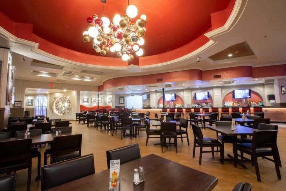 image n.4 of Meal at Hard Rock Cafe Miami at Biscayne Marketplace activity in Miami, uploaded by supplier