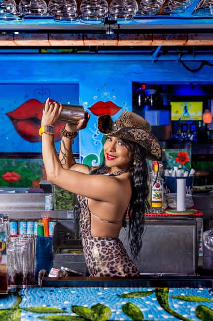 image n.10 of Miami: Mango's Tropical Cafe Dinner & Show activity in Miami, uploaded by supplier