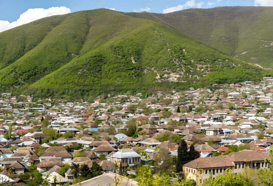 bild nr.3 av 1-D till norra Sheki: Yayla, Oğuz och Xal-Xal. aktivitet i Oğuz, uppladdad av arrangören