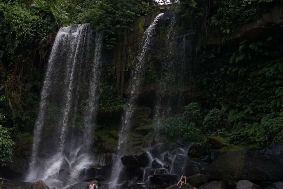 imagem n.24 de Siem Reap: Cascata de Kulen e excursão de um dia a 1000 Lingas com almoço atividade em Siem Reap (Província), carregada pelo fornecedor