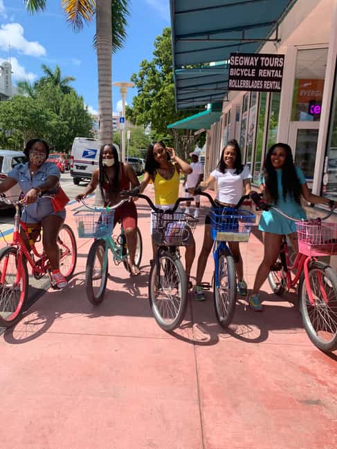 image n.2 of Miami South Beach Bike Tour activity in Miami, uploaded by supplier