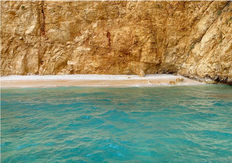 immagine n.13 di Isola di Krk: Escursione di mezza giornata in barca alle cinque isole attività in Contea di Zagabria, caricata dal fornitore