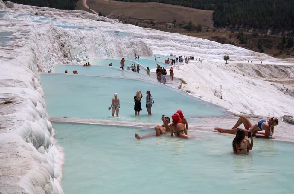 Pamukkale içindeki Antalya: Tam Günlük Pamukkale ve Hierapolis Turu & Öğle Yemeği etkinliğinin tedarikçi tarafından yüklenen 5 no'lu görseli