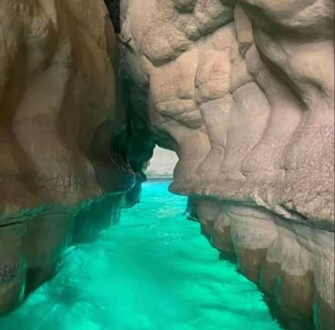 Immagine nº 24 di Avventura nel deserto di Wahiba , Nuoto nel Wadi Bani Khalid attività a Regione al-Sharqiyya, caricata dal fornitore
