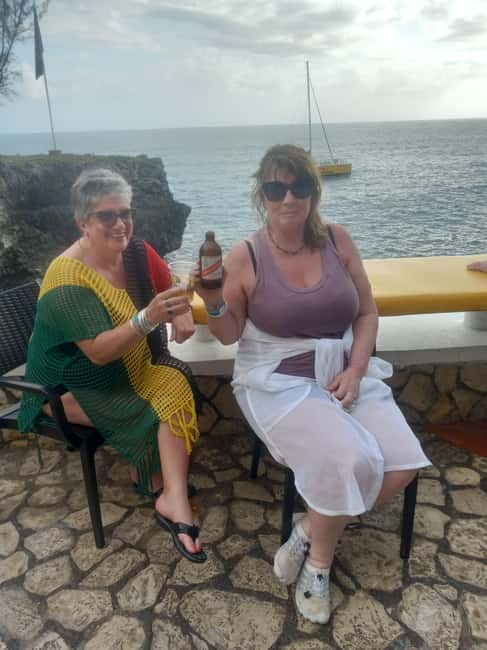 imagem n.12 de Montego Bay: Excursão de um dia à praia de Negril e passeio ao pôr do sol no Rick's Cafe atividade em Negril, carregada pelo fornecedor