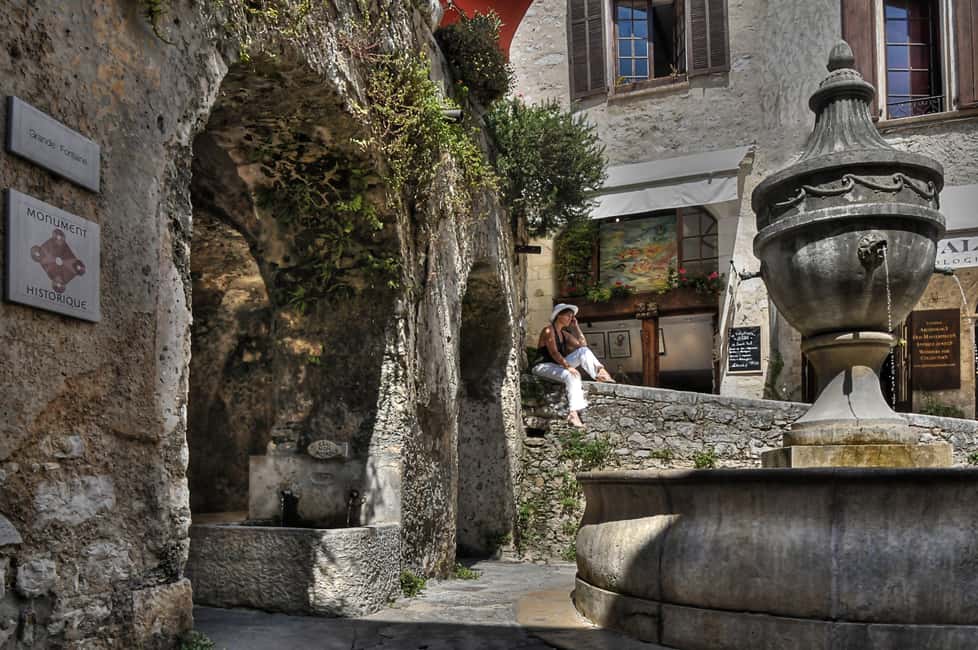 image n.7 of From Nice: Cannes, Antibes & Saint-Paul-de-Vence Tour activity in Cannes, uploaded by supplier