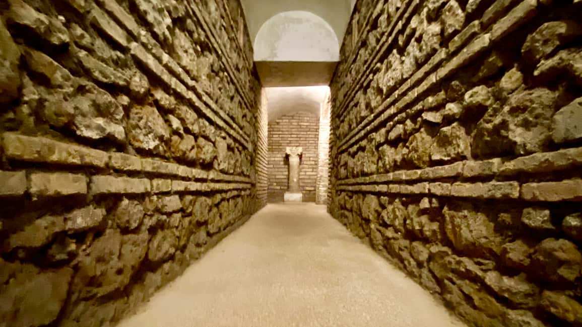 image n.24 of Rome: Underground Trastevere Guided Walking Tour activity in Rome, uploaded by supplier