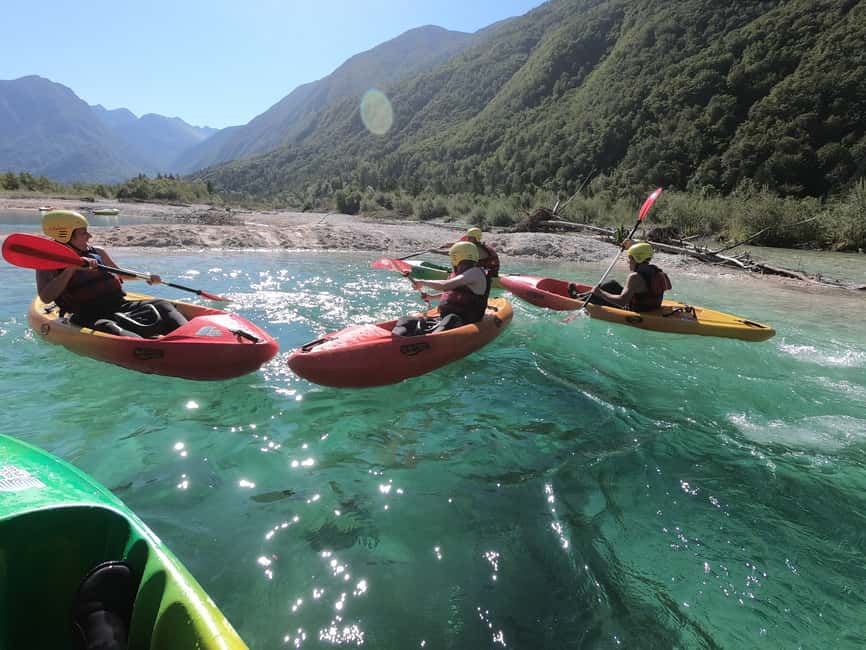 imagem n.9 de Soča: Experiência de caiaque no rio Soča com fotos atividade em Eslovênia Central, carregada pelo fornecedor