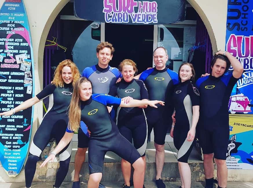 imagem n.2 de Sal: Aula de Surf atividade em Santa Maria, Cabo Verde, carregada pelo fornecedor