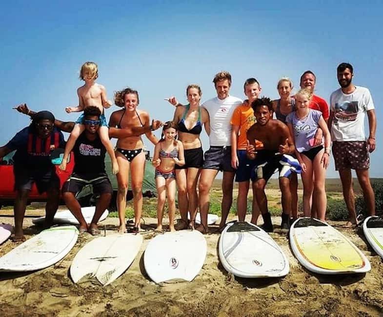 imagem n.4 de Sal: Aula de Surf atividade em Santa Maria, Cabo Verde, carregada pelo fornecedor