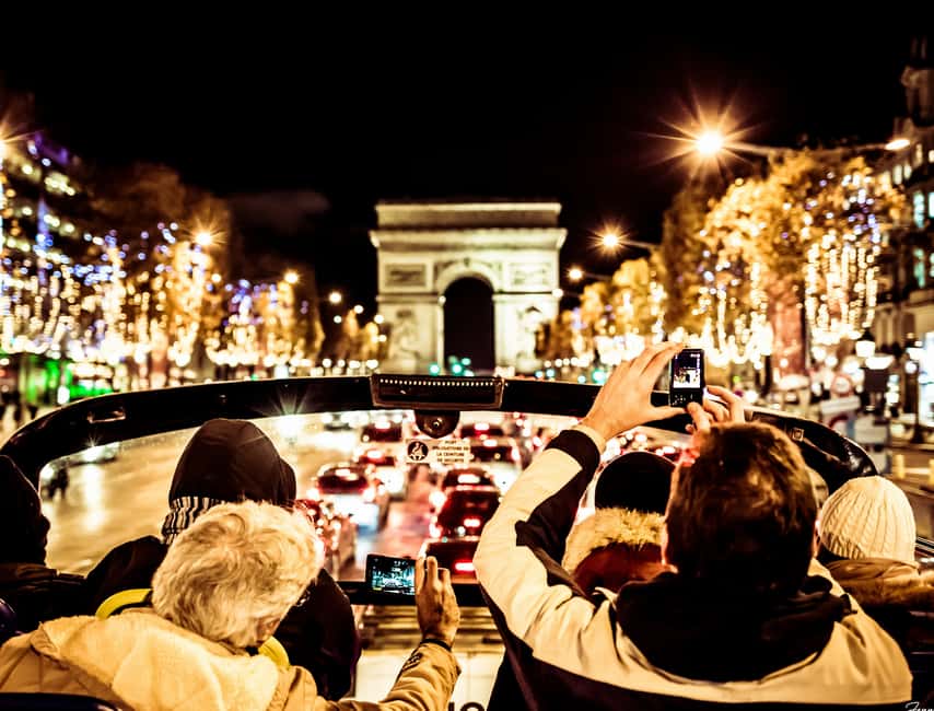 bild nr.2 av Paris - en julbusstur Tootbus julig busstur med öppen topp aktivitet i Paris, uppladdad av arrangören