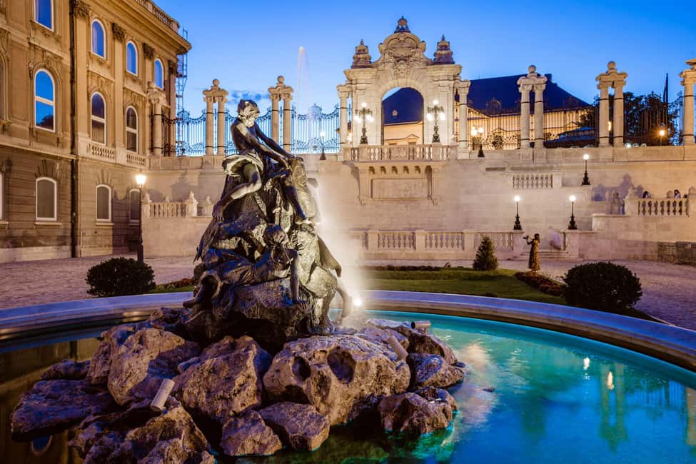 image n.7 of Budapest: Buda Castle Walk with Saint Stephen's Hall activity in Budapest, uploaded by supplier