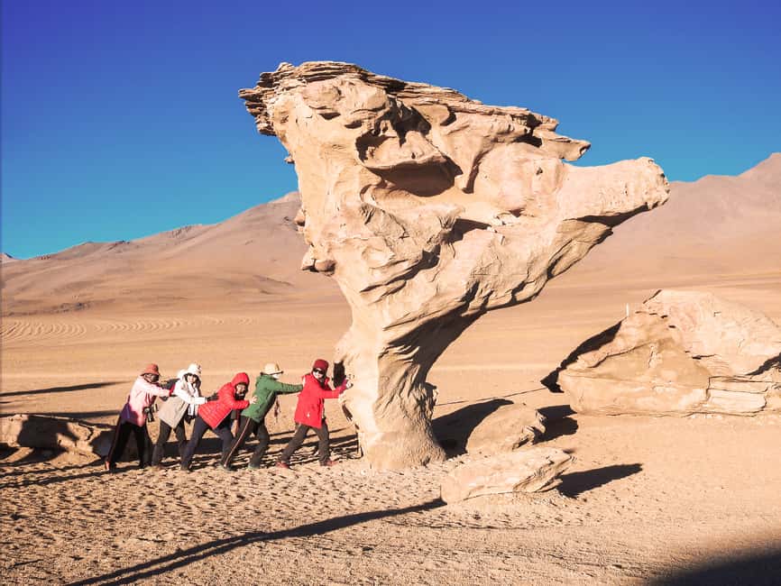 image n.6 of La Paz: Uyuni Salt Flats & San Pedro de Atacama 3-Day Tour activity in Sur Lipez Province, uploaded by supplier