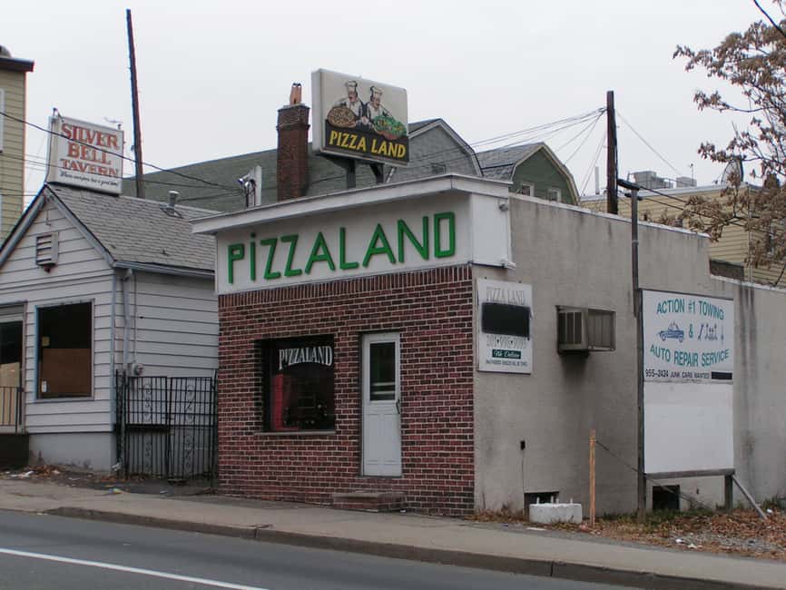 image n.3 of New York City: The Sopranos Filming Locations Bus Tour activity in New York City, uploaded by supplier