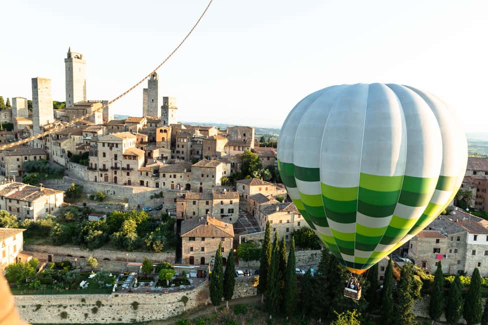 Immagine nº 9 di Siena: Volo in mongolfiera sulla Toscana con un bicchiere di vino attività a Siena, caricata dal fornitore