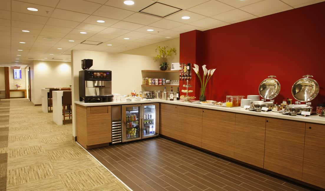 imagen n.º 17 de Toronto Pearson Airport Plaza Premium Lounge Access actividad en Toronto, subida por el proveedor