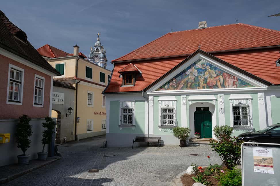 Bild Nr. 7 von Wachau Tal: 3 Schlösser & Wein Private geführte Tagestour Aktivität in Klosterneuburg, hochgeladen vom Anbieter