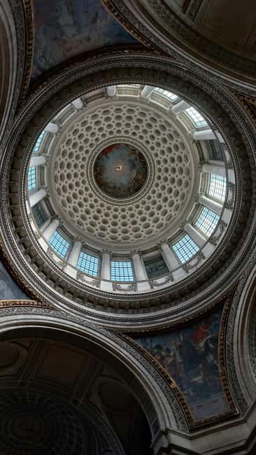 Image N°21 de Paris : L'extérieur de Notre-Dame, la visite du quartier latin et le Panthéon activité à Paris, publiée par le prestataire