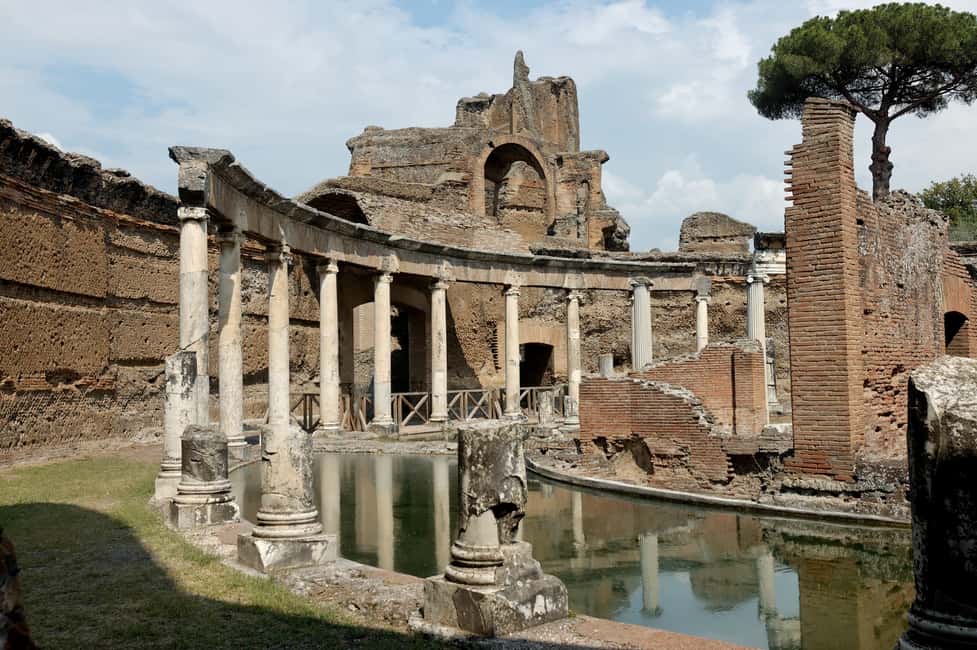image n.10 of From Rome: Hadrian's Villa & Villa d'Este Day Trip & Lunch activity in Tivoli, Lazio, uploaded by supplier