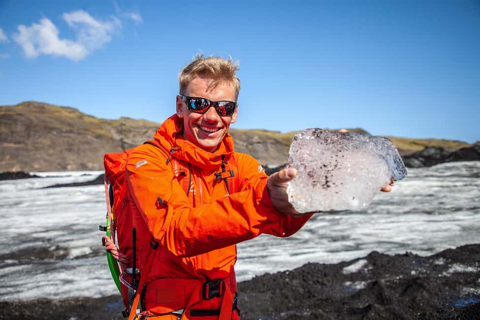 imagen n.º 6 de Sólheimajökull: Excursión guiada por el glaciar actividad en Suðurland, subida por el proveedor