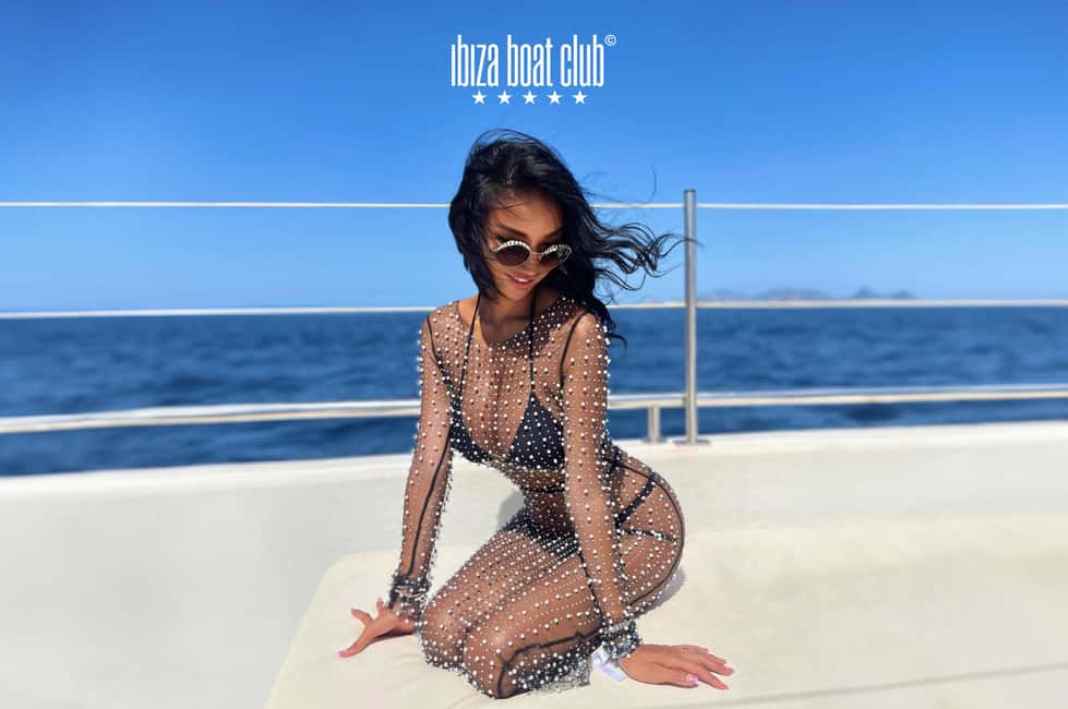Image N°30 de Ibiza : Brunch sans fond à l'Ibiza Boat Club avec boissons et DJ activité à Ibiza (ville), publiée par le prestataire
