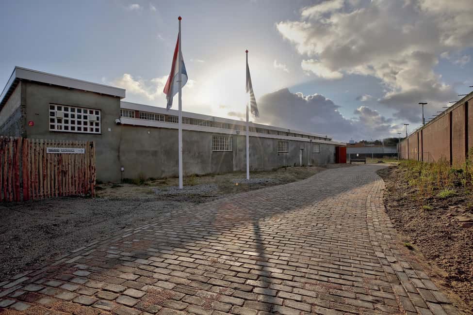 imagem n.5 de Ingresso para a prisão da Segunda Guerra Mundial do Oranjehotel atividade em Haia, carregada pelo fornecedor