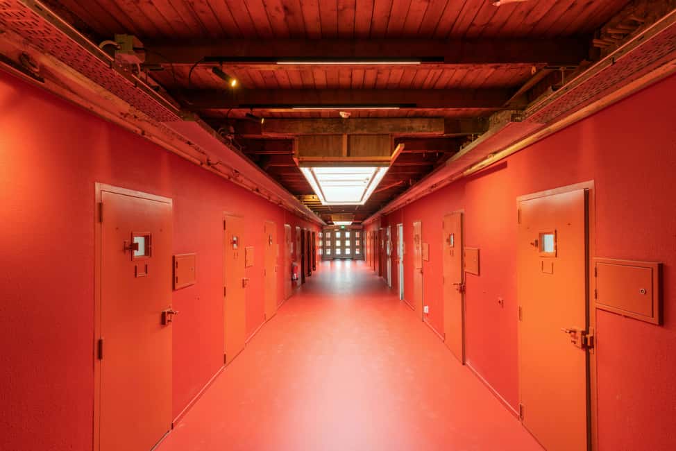 imagem n.1 de Ingresso para a prisão da Segunda Guerra Mundial do Oranjehotel atividade em Haia, carregada pelo fornecedor